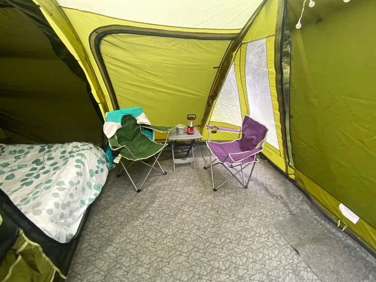 VANGO Icarus 500 Deluxe Family Tent & carpet