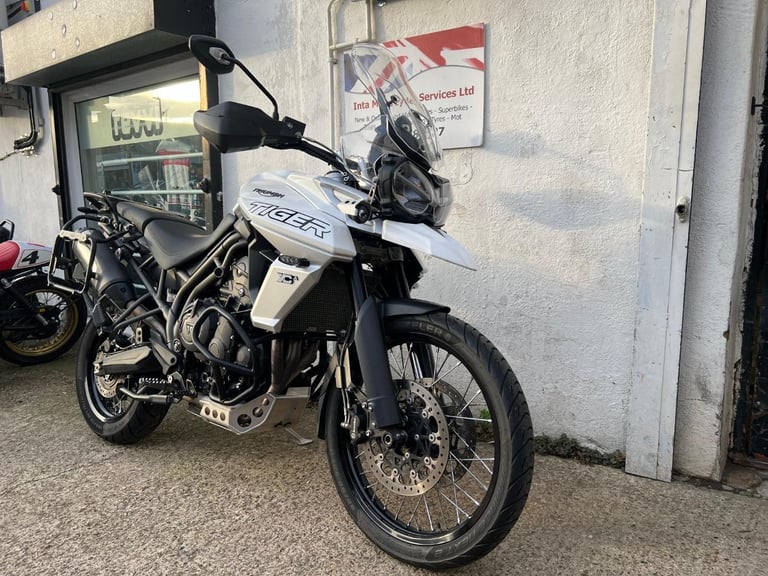 TRIUMPH TIGER 800 XCA ADVENTURE BIKE 2020 FSH