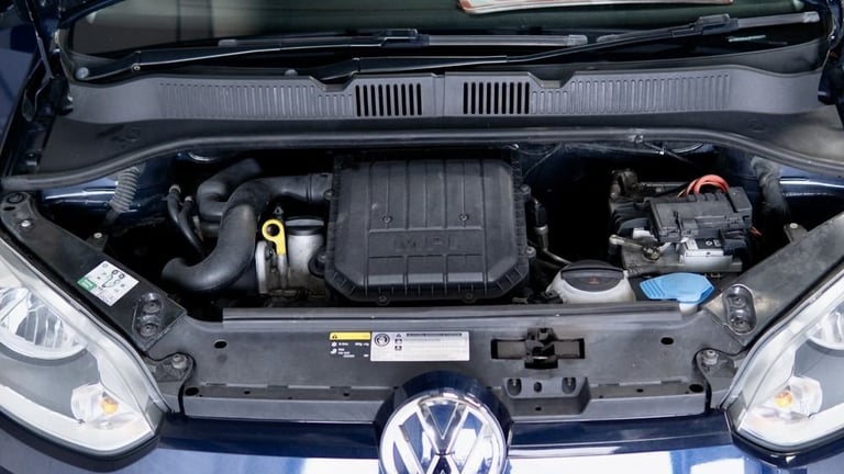 2014 Volkswagen up! 1.0 Move Up 5dr HATCHBACK PETROL Manual