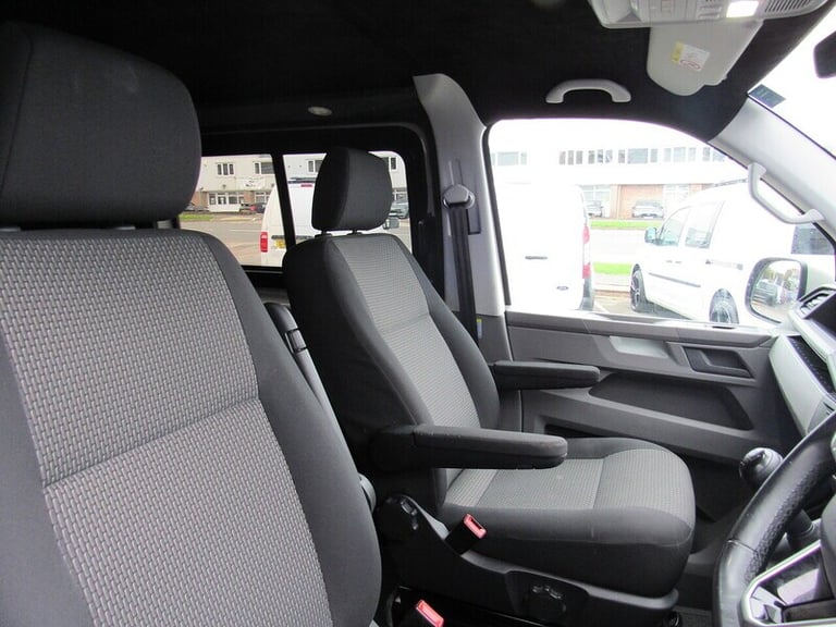 2022 Volkswagen Transporter TDI T28 Highline NO VAT DAY CAMPER VAN WITH HEATER AND SMART BED 2.0 ...