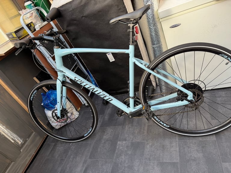 image for Hybrid bike for sale