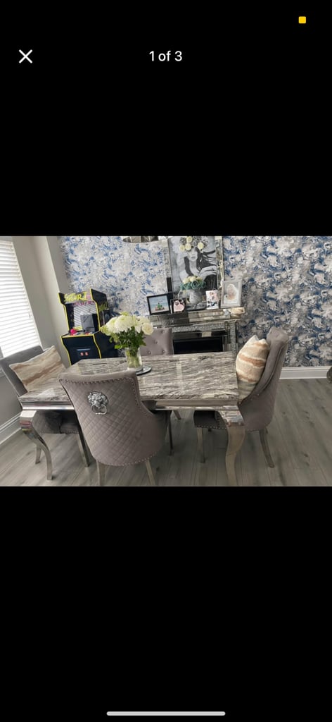 image for Beautiful Grey marble table (4 free chairs) 