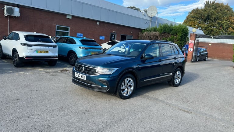 2022 Volkswagen Tiguan 2.0 TDI Life 5dr DSG Diesel Estate Estate Diesel Automatic