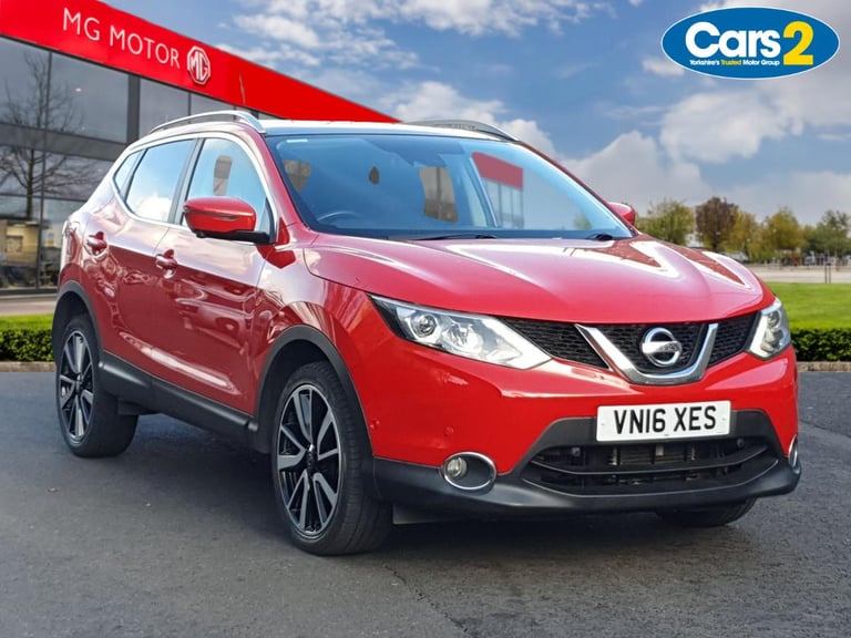2016 Nissan Qashqai 1.6 dCi Tekna 5dr Xtronic Hatchback Diesel Automatic