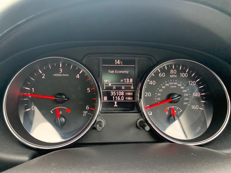 Nissan, QASHQAI, Hatchback, 2012, Manual, 1461 (cc), 5 doors