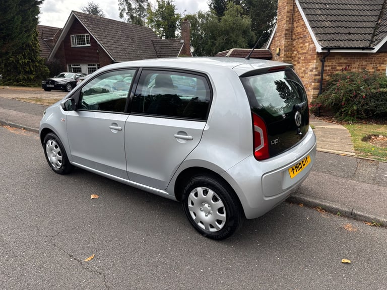 Volkswagen, UP, Hatchback, 2015, Manual, 999 (cc), 5 doors