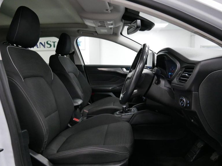 2019 FORD FOCUS 1.5 ECOBLUE 120 BHP TITANIUM EDITION ESTATE ( SUNROOF )