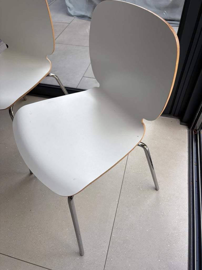 White dining chairs set of 4