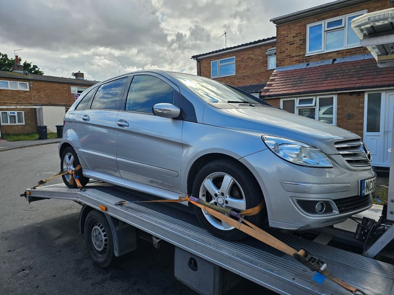 Vehicle recovery/transportation service