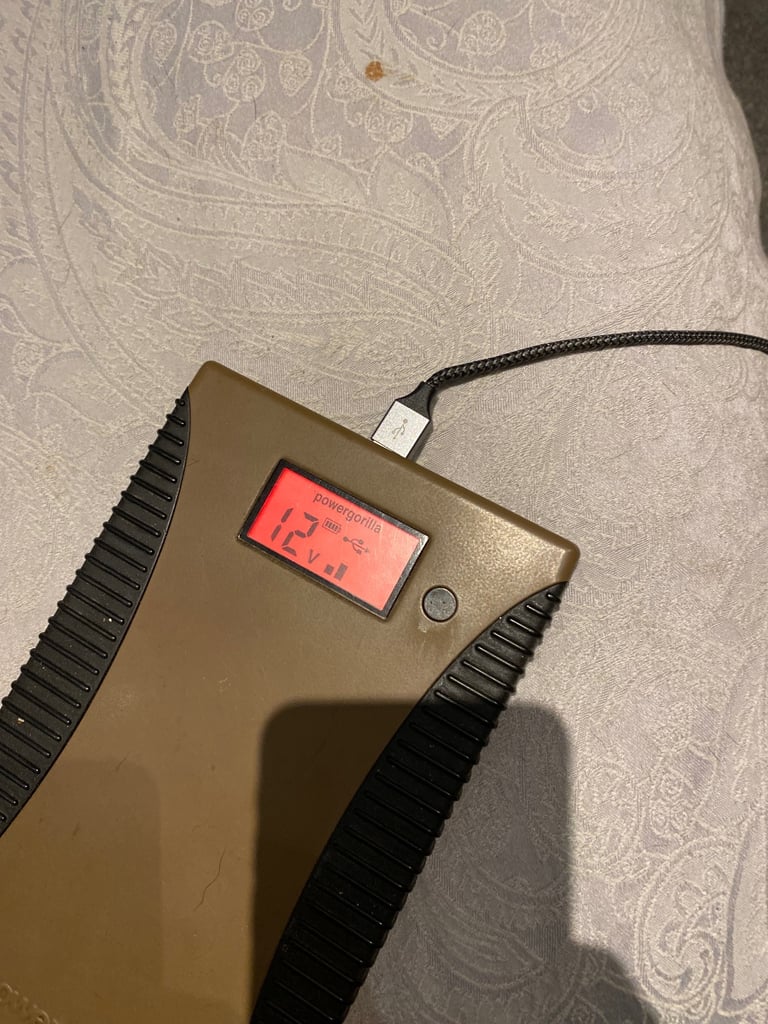 Gorilla battery pack and solar panel 