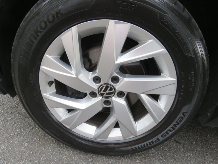 2021 Volkswagen Tiguan 1.5 TSI Life Euro 6 (s/s) 5dr ESTATE Petrol Manual