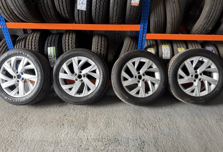 image for Set of 4 Genuine VW Tiguan 18 inch Frankfurt Alloy Wheels and Tyres