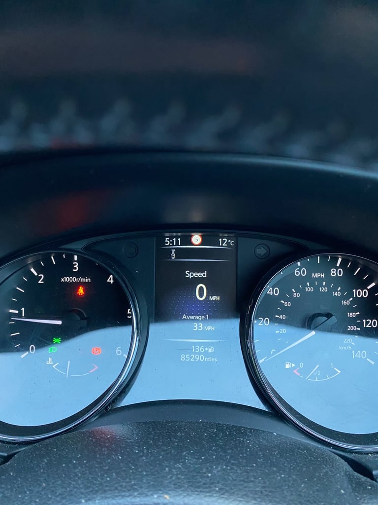 Nissan, QASHQAI, Hatchback, 2016, Manual, 1461 (cc), 5 doors