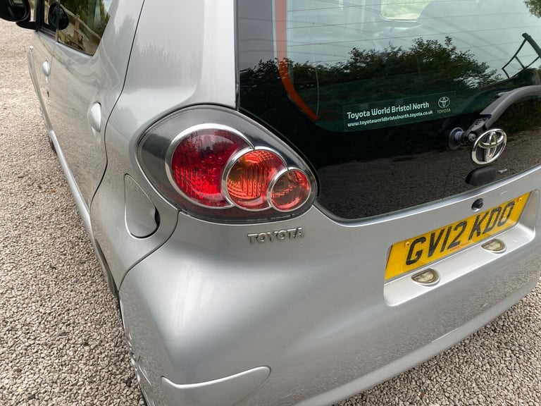 2012 Toyota AYGO 1.0 VVT-i Ice 5dr HATCHBACK PETROL Manual