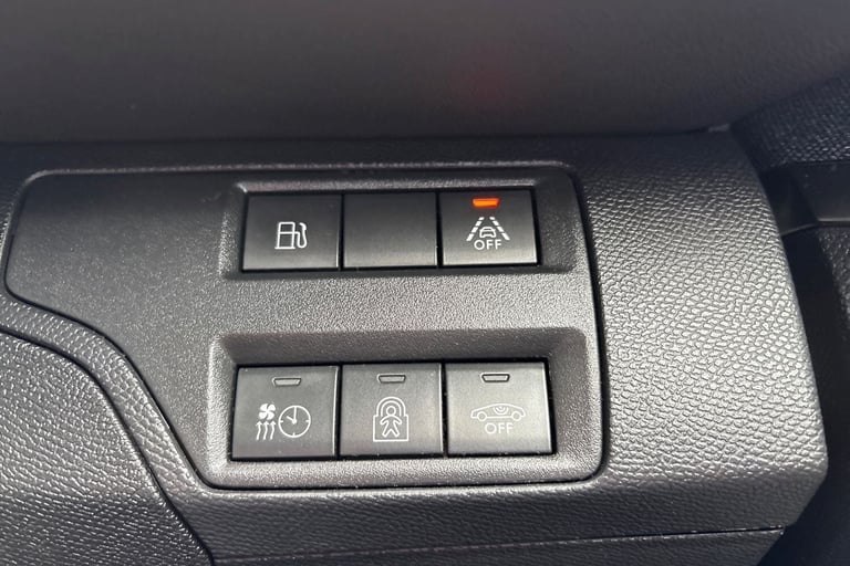 2020 Peugeot 3008 1.6 Hybrid4 300 GT Line 5dr e-EAT8 HATCHBACK PETROL/ELECTRIC Manual