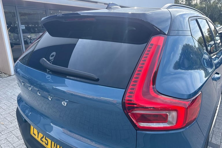 2025 Volvo EX40 185kW Extended Range Plus 78kWh 5dr Auto ESTATE ELECTRIC Automatic