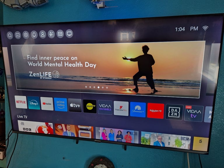 Hisense 50inch uhd tv with sound bar