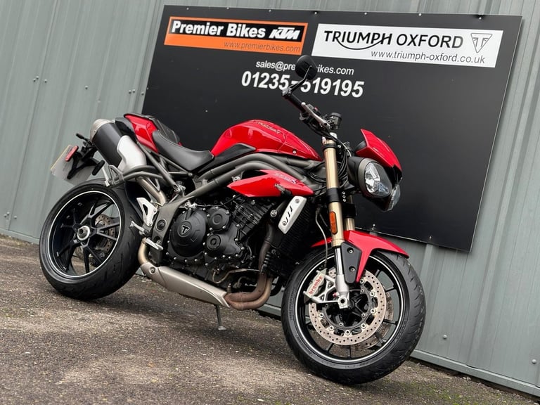 Stunning 2016/66 Triumph Speed Triple 1050 S Motorcycle