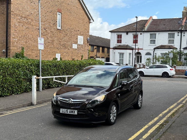 image for Vauxhall, ZAFIRA, MPV, 2015, Other, 1364 (cc), 5 doors