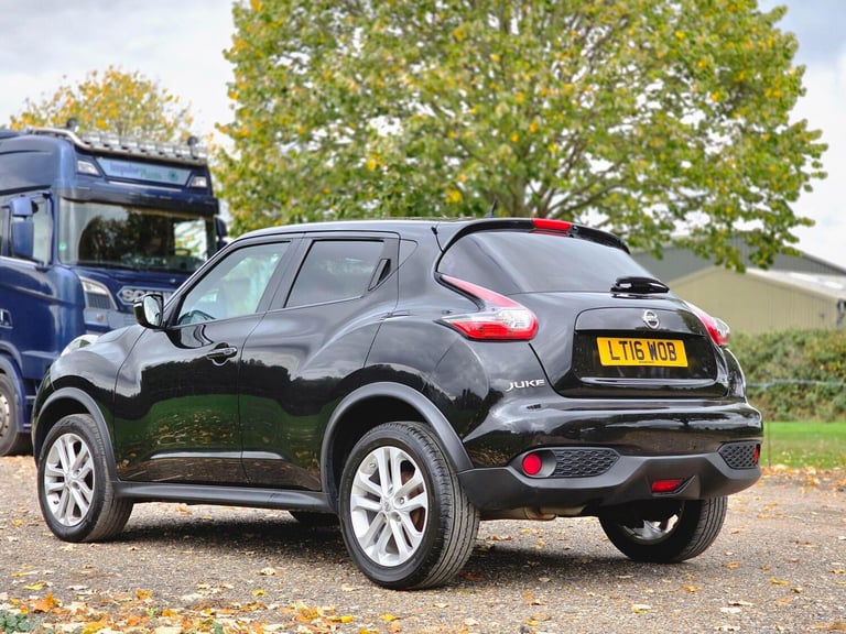 2016 Nissan Juke 1.6 N-Connecta XTRON Euro 6 5dr HATCHBACK Petrol Automatic