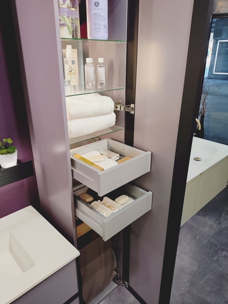 Dansani Luna 80cm Vanity Set Black Framed/Mauve Manufacturers display rrp £7468