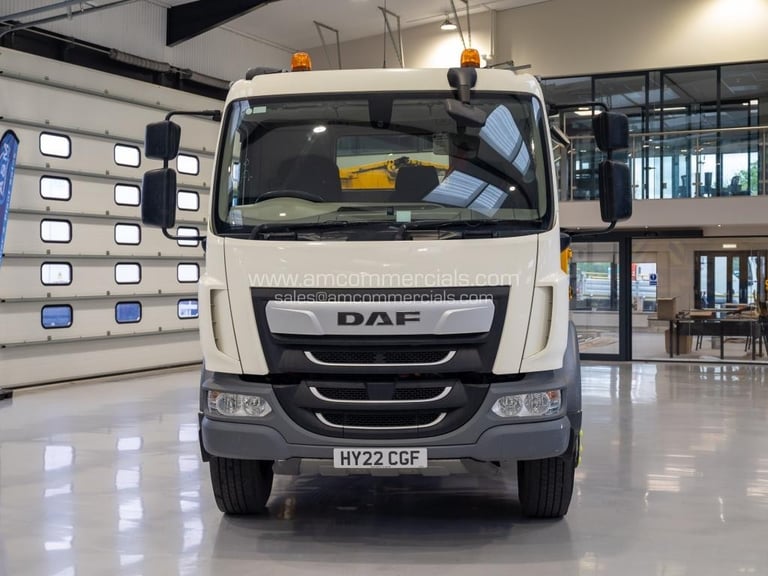 DAF TRUCKS LF260, Econ Twin Chamber Augered Hot Box, 360° Rotating Beacons, A/C