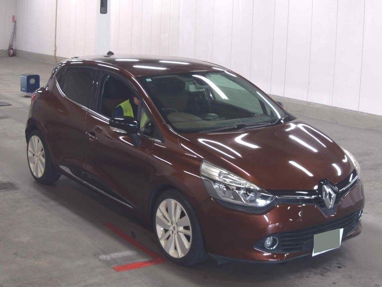 image for 2015 Renault Clio Lutecia Ganache Hatchback Petrol Automatic