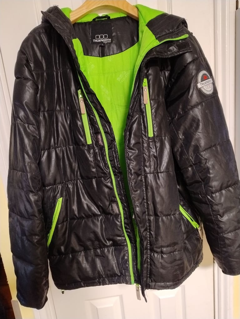 image for Black warm mens jacket size L 