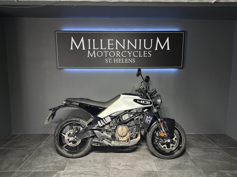 image for HUSQARNA VITPLEN 401. NAKED STREET BIKE