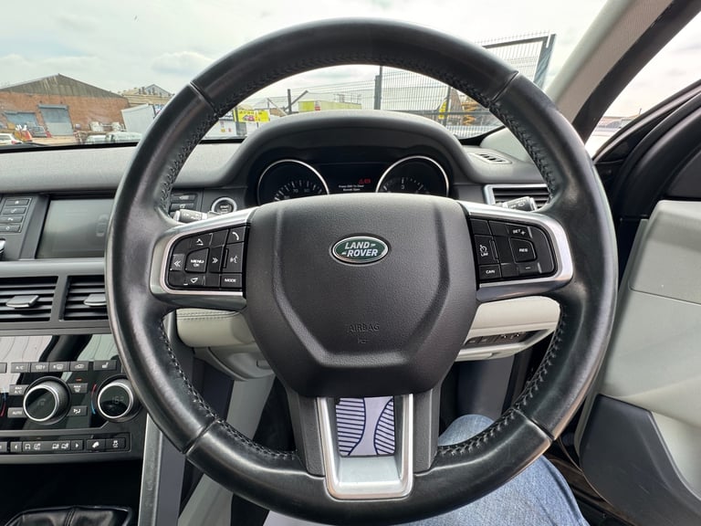 2015 Land Rover Discovery Sport 2.0 TD4 SE Tech 5dr [5 Seat] ESTATE Diesel Manual