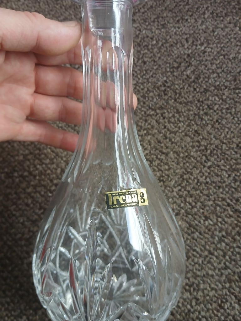 Lead crystal decanter 