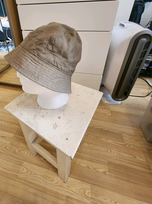Woodhouse reversible Bucket Hat .M-L size.