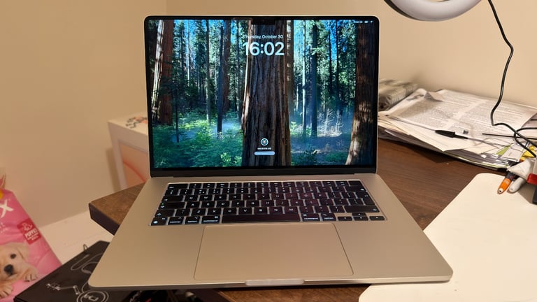 image for MacBook Air M2 15/2023