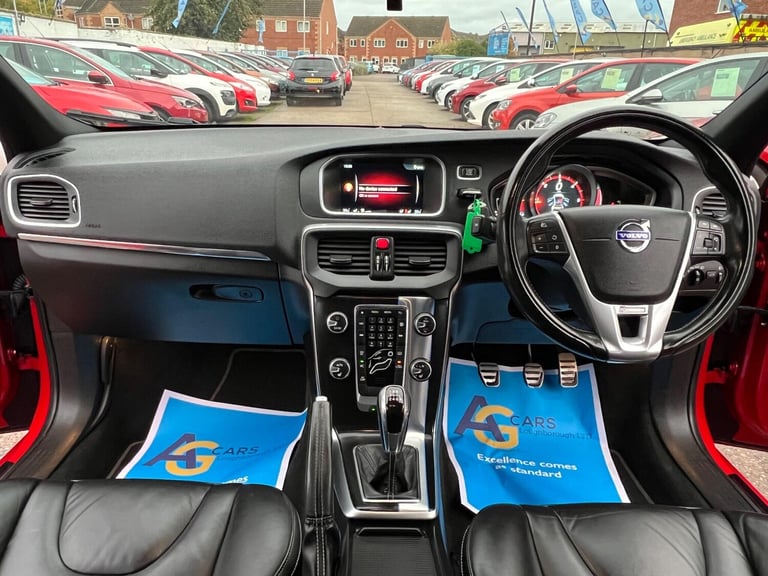 2015 Volvo V40 2.0 D4 R-Design Nav Hatchback 5dr Diesel Manual Euro 6 (s/s) (190 ps) HATCHBACK Di...