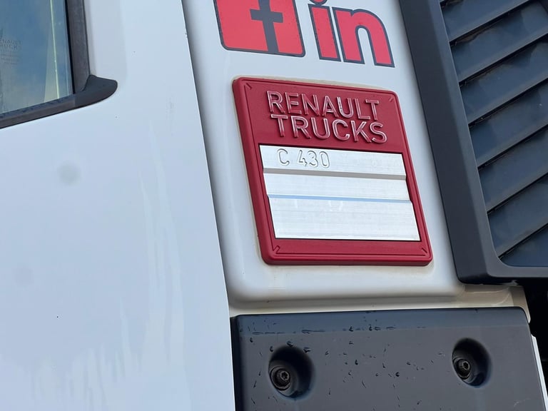 Renault C (C) 430 8x4 STEEL TIPPER , 246,600 KM CALL FOR DETAILS