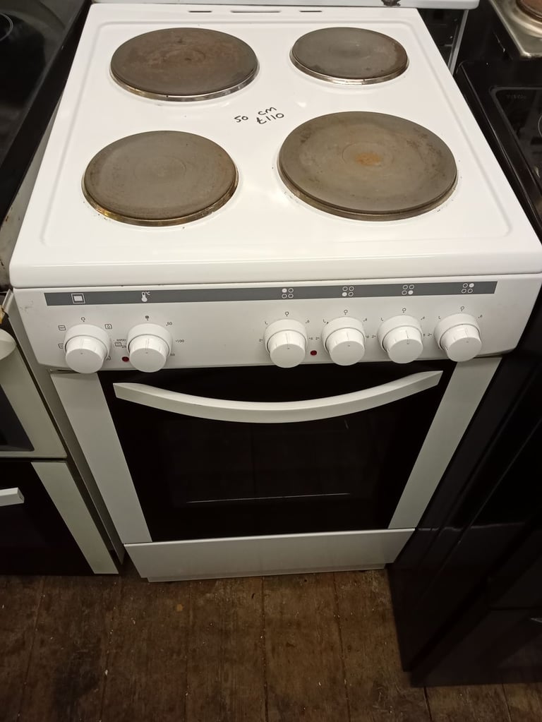 White 50cm electric cooker with oven £110