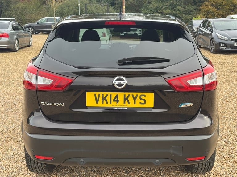 2014 Nissan Qashqai 1.6 dCi Acenta Premium SUV 5dr Diesel XTRON 2WD Euro 5 (s/s) (130 ps) SUV Die...