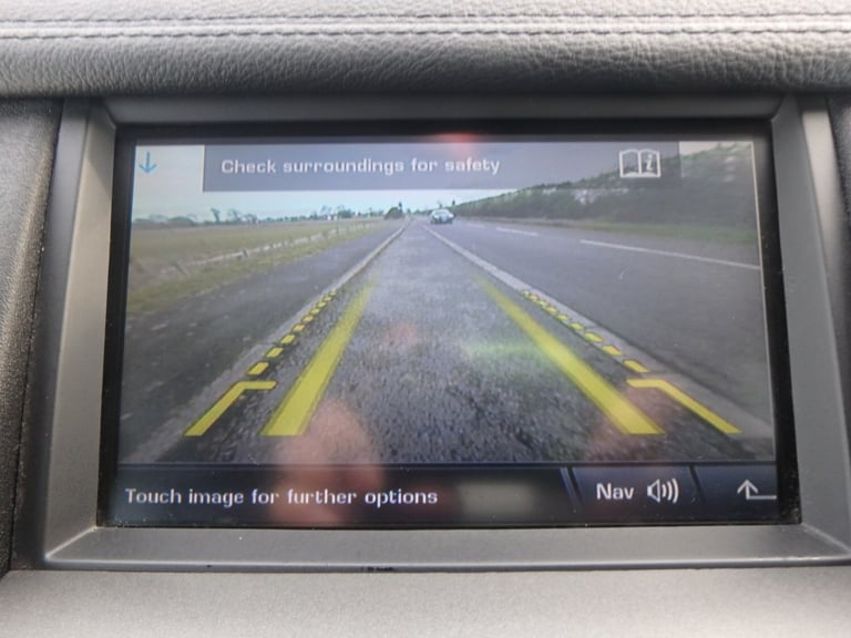 2011 Land Rover Discovery 4  5.0 V8 Petrol Automatic ... 7 Seater 4x4 Petrol Automatic