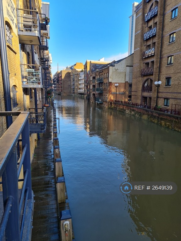 1 bedroom flat in Shad Thames, London, SE1 (1 bed) (#2649139)