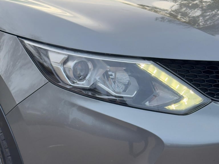 2017 Nissan Qashqai 1.2 DIG-T Tekna 2WD Euro 6 (s/s) 5dr HATCHBACK Petrol Manual