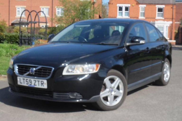 VOLVO S40 1.6 S Euro 4 4dr 2009