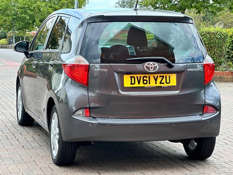 2011 Toyota Verso 1.33 Dual VVT-i T Spirit Euro 5 5dr MPV Petrol Manual