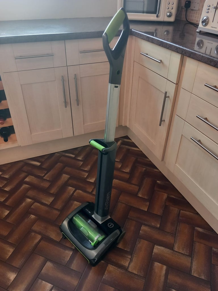 GTECH AIRRAM MK2 CORDLESS UPRIGHT VACUUM  