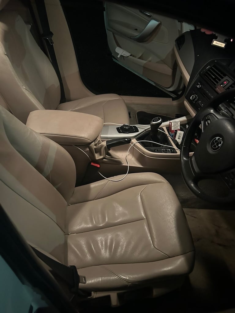 BMW, 1 SERIES, Hatchback, 2012, Manual, 1995 (cc), 5 doors