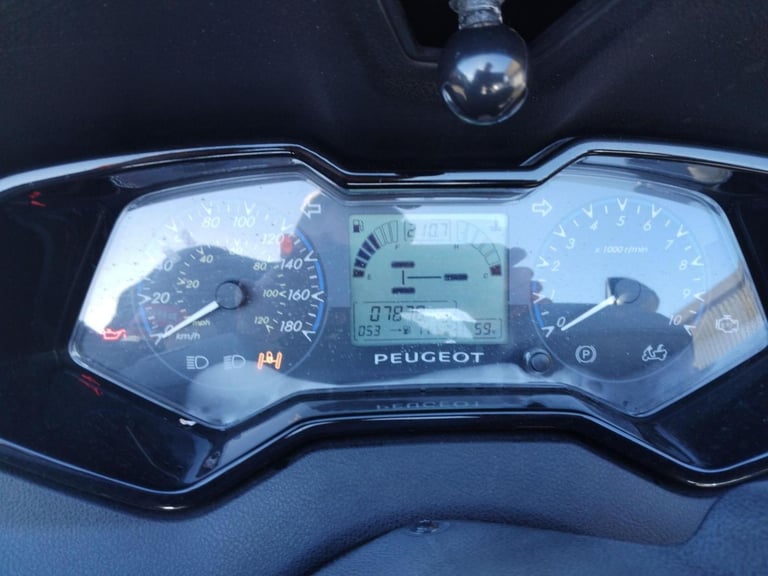 2015 PEUGEOT METROPOLIS 400 BLUELINE ABS TCS MP3 TRIKE TRICYCLE RIDE CAR LICENSE