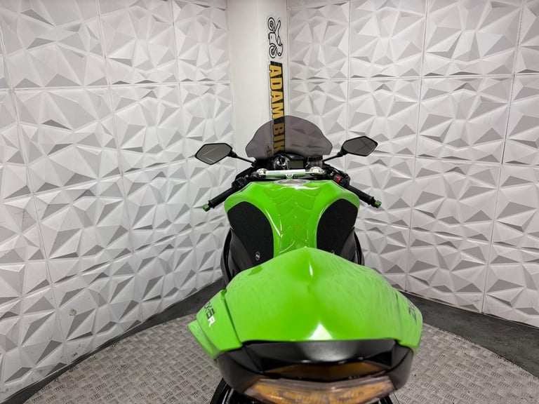 2012 Kawasaki ZX600 | *WARRANTY PROVIDED*