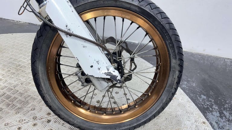 Ajs JSM 2012 2K NON RUNNING PROJECT BIKE SUPERMOTO 125CC LEARNER