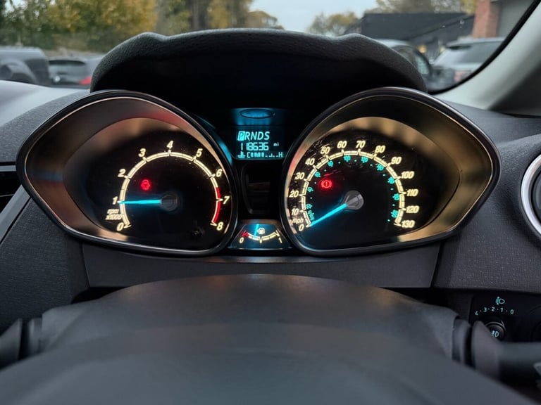 2014 Ford Fiesta 1.0 EcoBoost Zetec 5dr Powershift HATCHBACK PETROL Automatic
