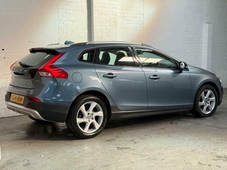 2014 Volvo V40 1.6 D2 Lux Powershift Euro 5 (s/s) 5dr HATCHBACK Diesel Automatic