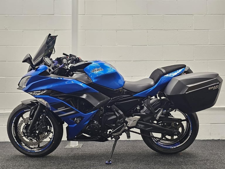 KAWASAKI NINJA 650 ** BLACK WIDOW - CRASH PROTECTORS - JUNE 26 MOT **